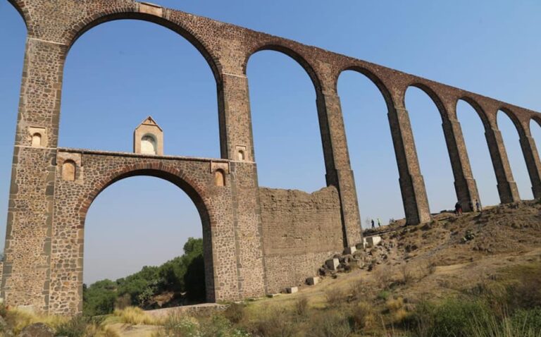 acueducto-padre-tembleque-hidalgo-elizabeth