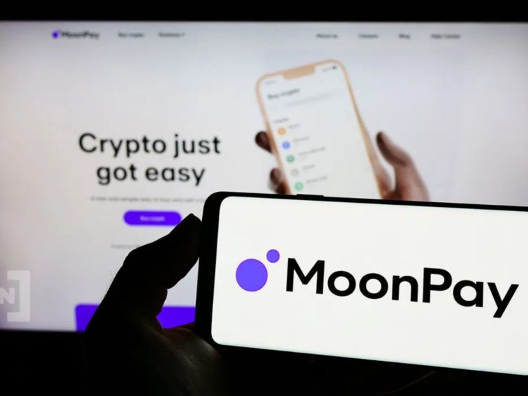 Logotipo de Moonpay, aplicación que cambiará las reglas del juego en el ambiente NFT, asegura Alexis Nickin Gaxiola