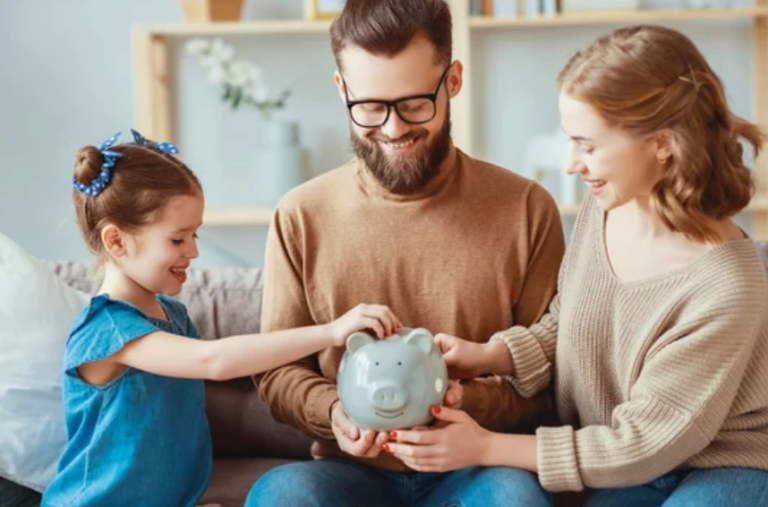 Necesaria la cultura del ahorro desde que se es niño para aspirar a una vejez digan, señala Tenoch Ochoa Fernández.