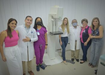 Adelantó Patricia Lobeira que estarán llevando a cabo una serie de acciones en este mes para fomentar la cultura de la prevención del cáncer de mama.