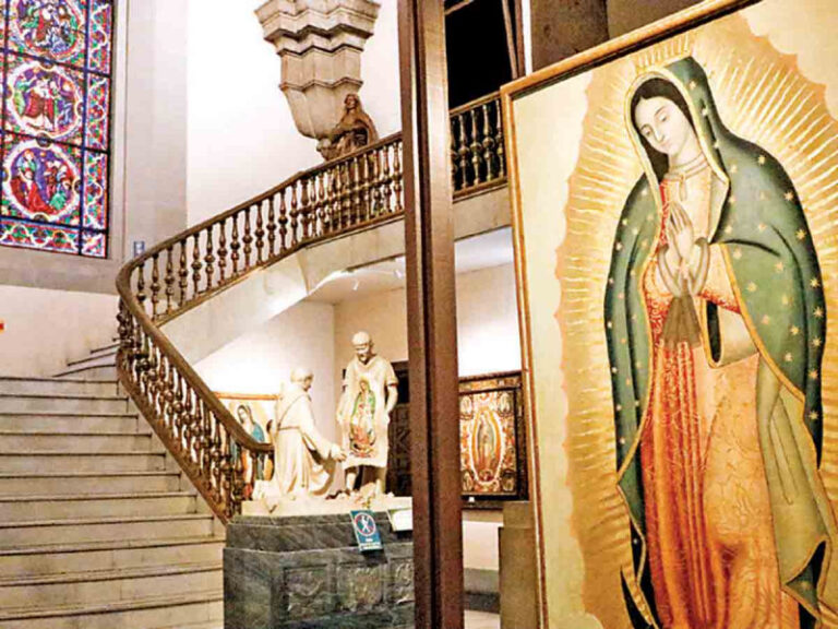 Imagen de la Virgen en la Basílica de Guadalupe.