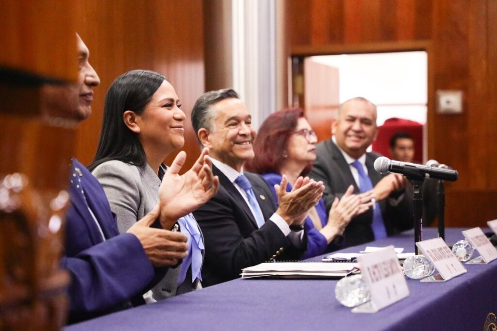 Ariadna Montiel destaca pensiones bienestar como derecho constitucional
