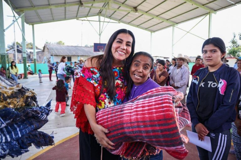 DIF Guerrero ha brindado ciento de oportunidades, su presidenta obtiene primer lugar en aprobación