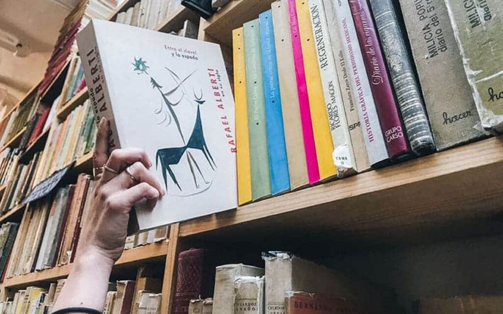 fondo de cultura economica dentro