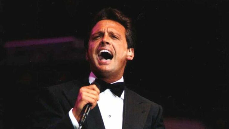 Tras cinco años de ausencia, Luis Miguel regresa a Acapulco