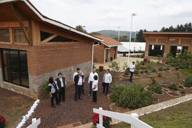 Universidad Benito Juárez eleva cobertura en educación superior