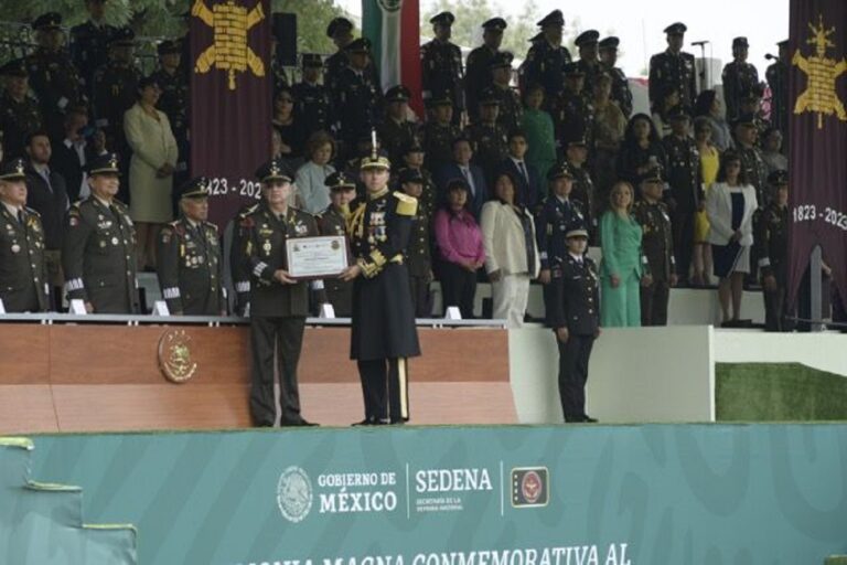 Defensa Nacional hizo entrega de 55 condecoraciones