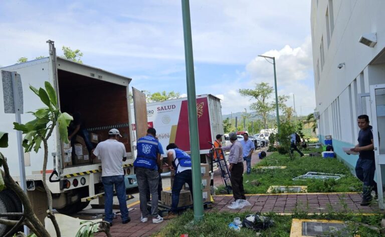 Se refuerza el abasto en hospitales de Acapulco por huracán “Otis”