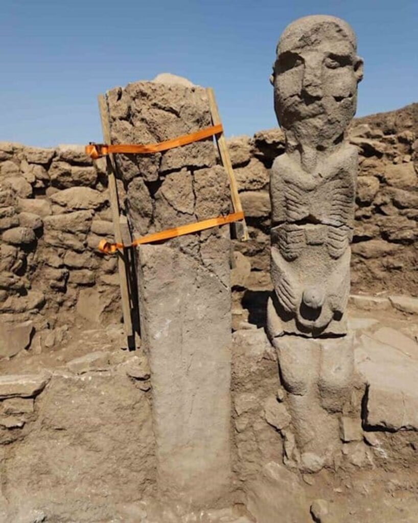 Descubren en Turquía piezas arqueológicas en Karahantepe