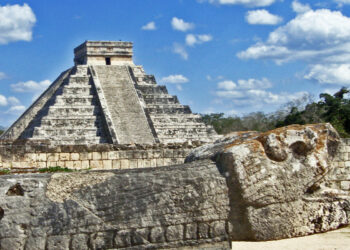 Rosas Maya - El clan que pretende apropiarse de Chichén Itzá