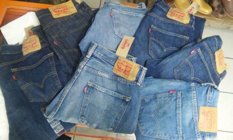 Los icónicos pantalones Levi's y su famoso 501