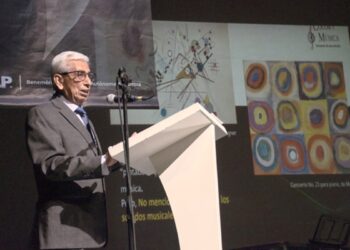 Presenta la BUAP “Color y Música. Encuentro de una relación”, proyecto que conjuga la ciencia y el arte