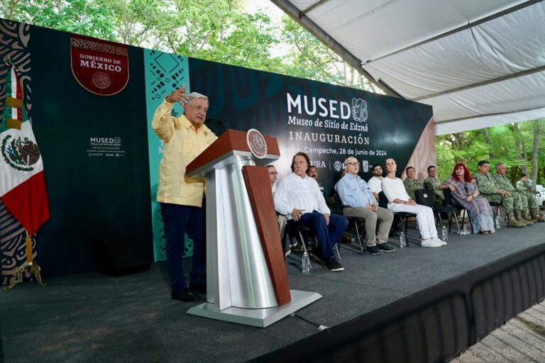 Presidente inaugura Museo de Sitio de Edzná, en Campeche