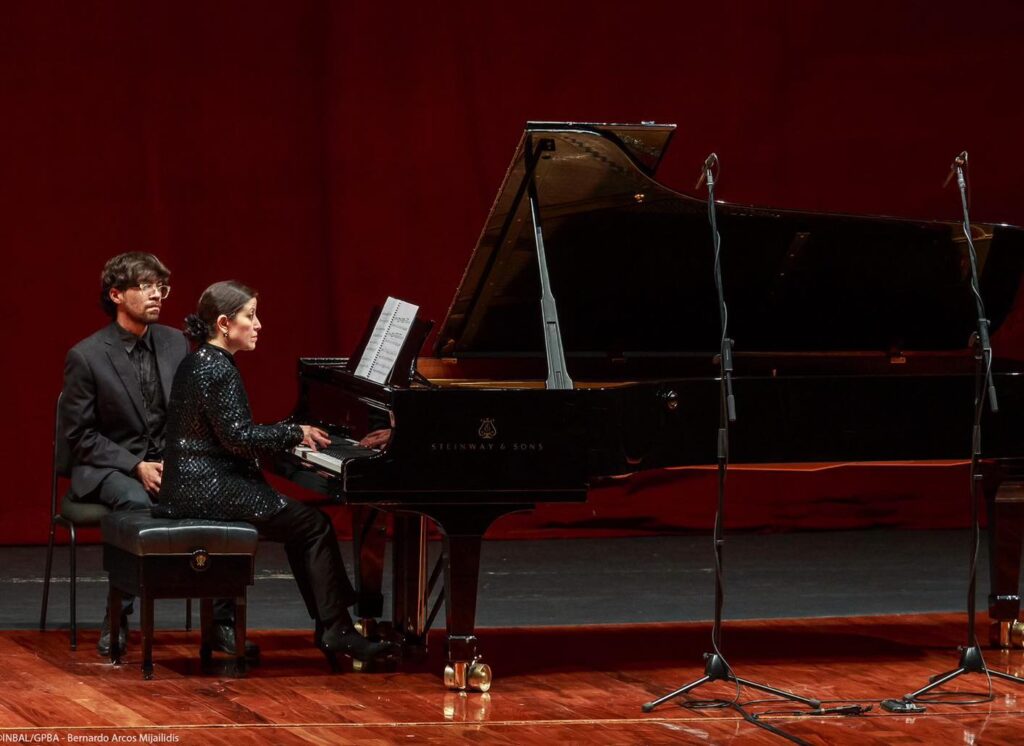 Estrenan obra inédita del compositor Silvestre Revueltas en Bellas Artes