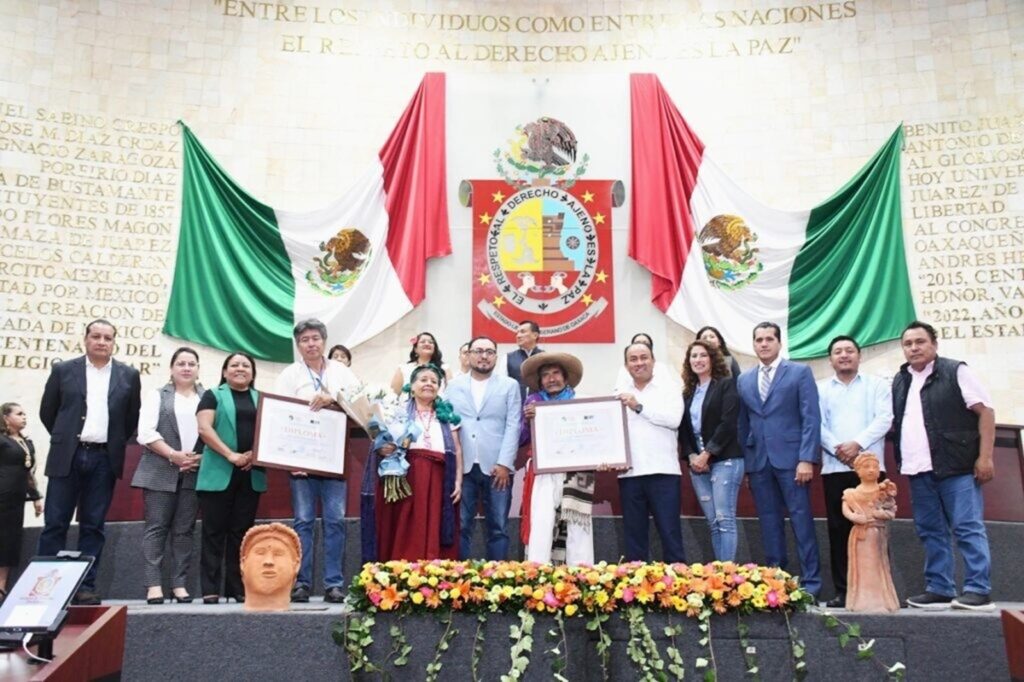 Entrega Congreso medalla «Rodolfo Morales» a destacados artistas oaxaqueños