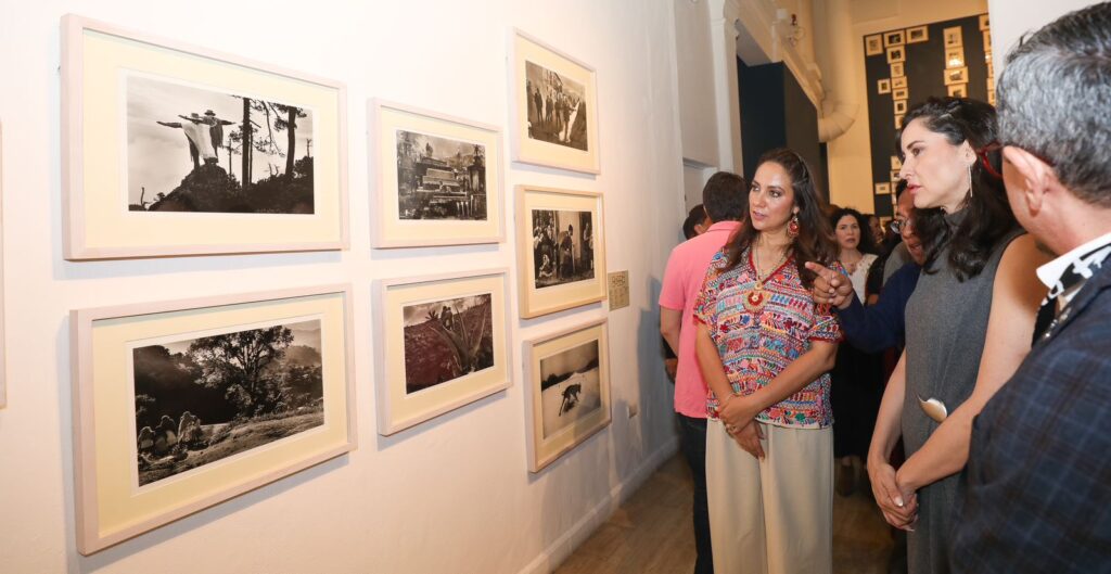Inaugura Gobernadora el Programa de Artes Visuales de Guanajuato en el FIC
