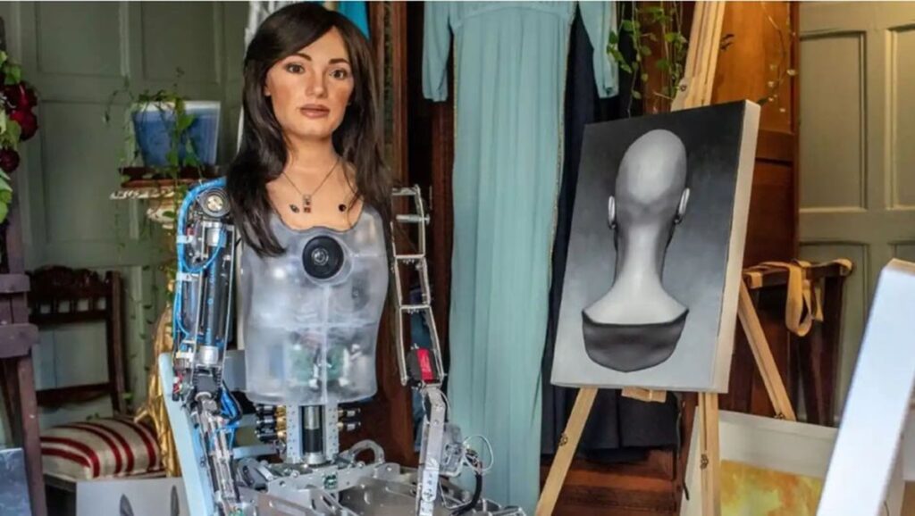 Obra de arte hecha por un robot con IA se vende por millonaria cifra en una subasta