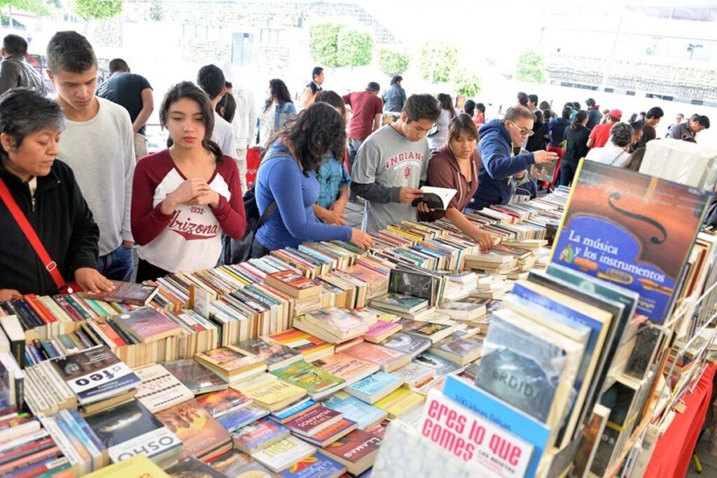 Industria editorial, entre raquíticos avances y grandes retrocesos