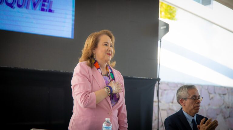 Yasmín Esquivel Mossa defiende justicia humanista y accesible