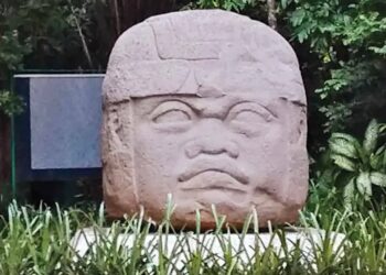 En riesgo, Poema vivo de Carlos Pellicer en el Parque Museo La Venta