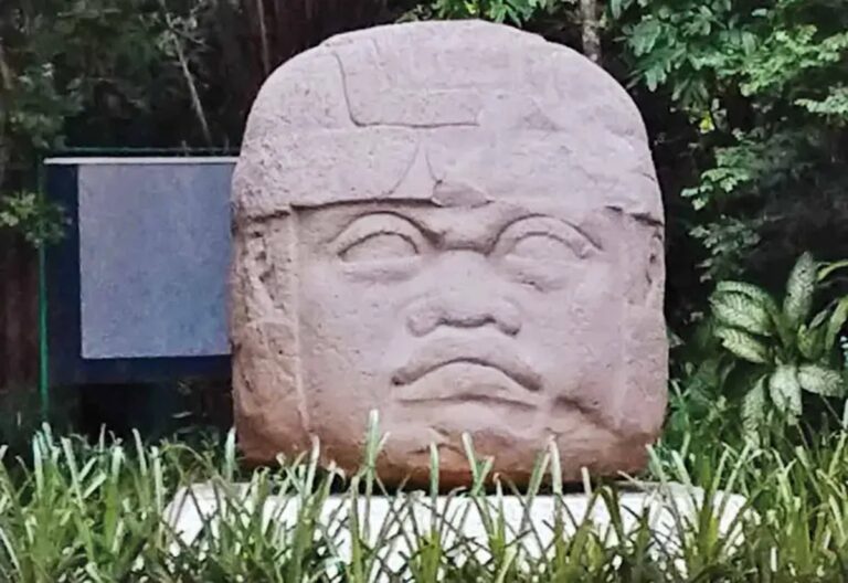 En riesgo, Poema vivo de Carlos Pellicer en el Parque Museo La Venta