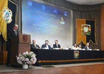 UNAM crean premio en honor a Ifigenia Martínez