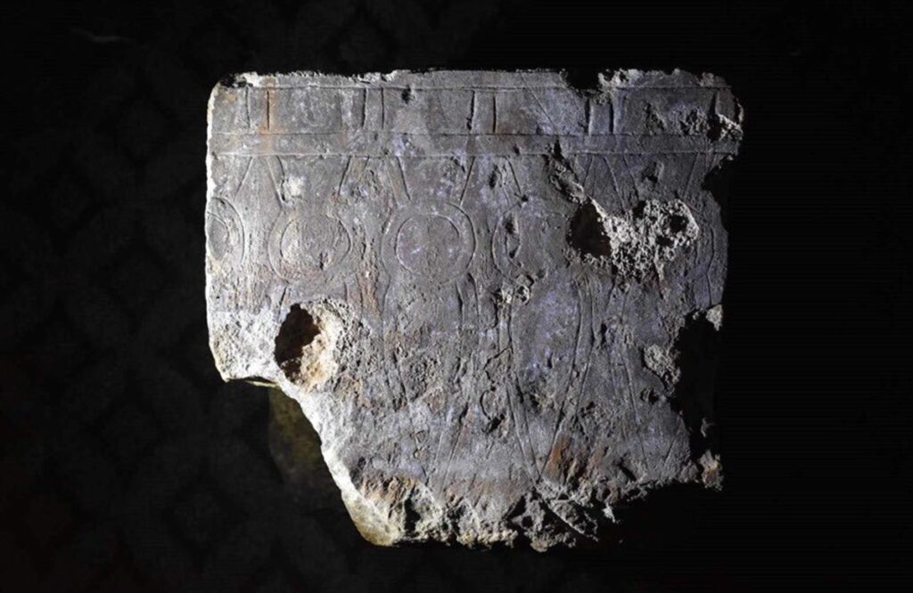 Egipto anuncia descubrimiento de restos de ciudad histórica