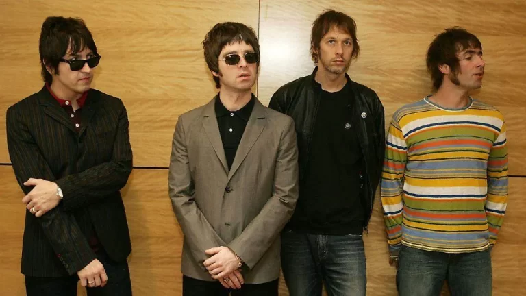 Oasis regresa a los escenarios por la puerta grande