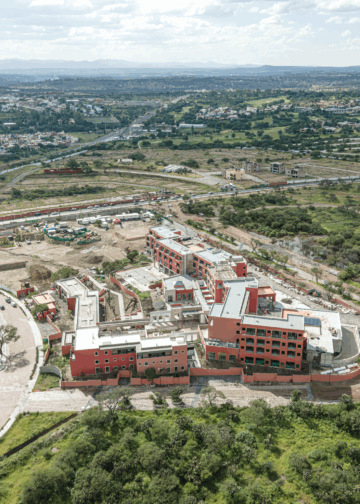 En la imagen se aprecia el proyecto inmobiliario de Artesanto en Distrito Corazón, San Miguel de Allende