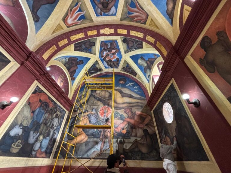 Concluye INBAL restauración de mural Capilla Riveriana de la Universidad de Chapingo