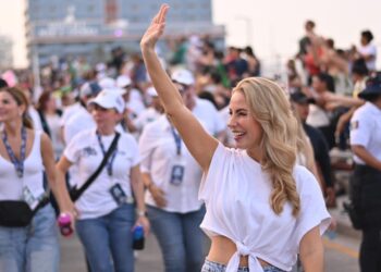 Patricia Lobeira Rodríguez: Veracruz Puerto vibra con alegría