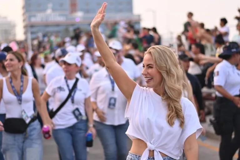 Patricia Lobeira Rodríguez: Veracruz Puerto vibra con alegría