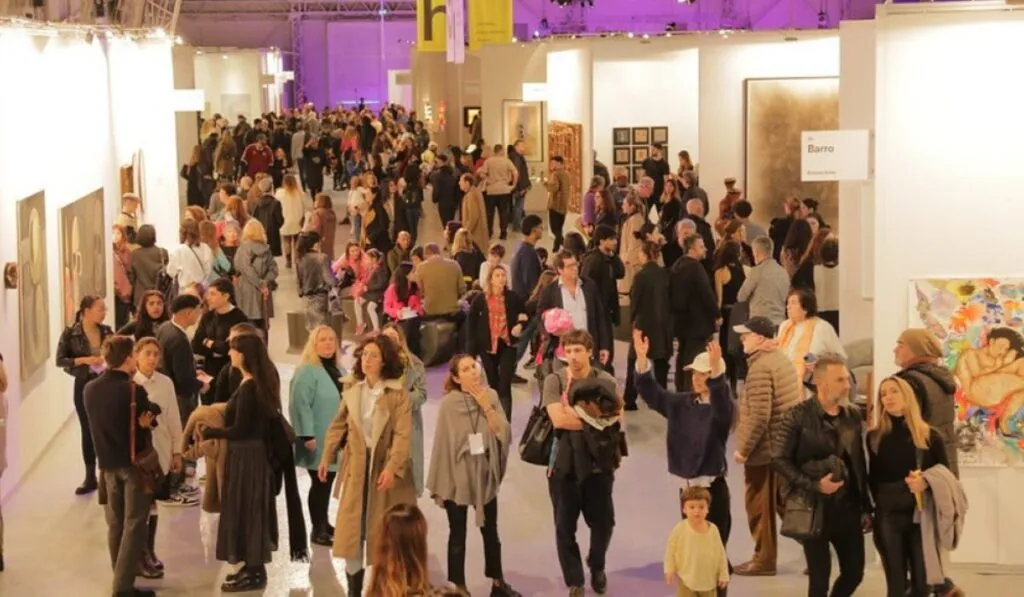 Arteba 2025: una feria que conecta culturas, artistas y futuros posibles