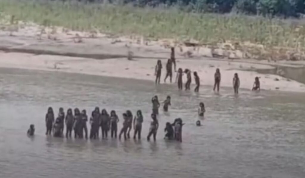 Indignación mundial: Perú niega protección a indígenas aislados del Amazonas