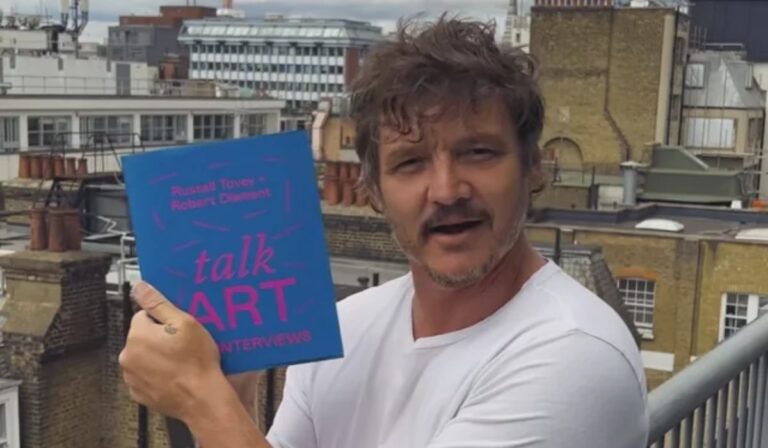 Los libros favoritos de Pedro Pascal: una ventana a su mundo más personal
