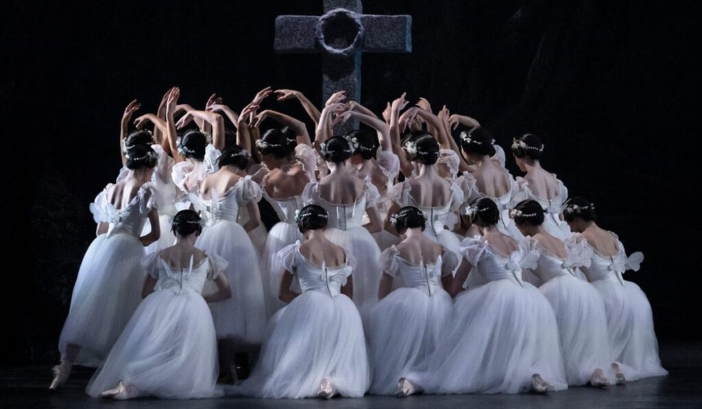 Ballet de la Ópera de París 2025: una gala de apertura que unió tradición, belleza y herencia latina