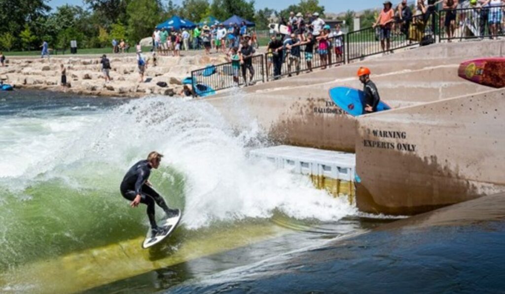 Boise, la ciudad sin playa que se convirtió en el nuevo paraíso del surf urbano en EE.UU.