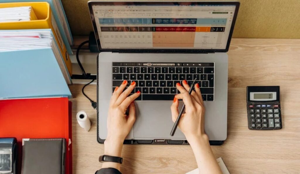 IMEF y Banco Azteca unen fuerzas para llevar a los CFOs mexicanos a la era digital