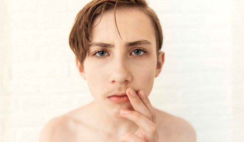 Pubertad precoz en aumento: especialistas alertan sobre sus riesgos y señales tempranas