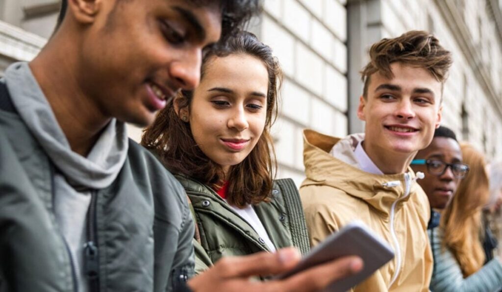 Reino Unido investiga por qué hay tantos “ninis” y descubre un problema que también afecta a España