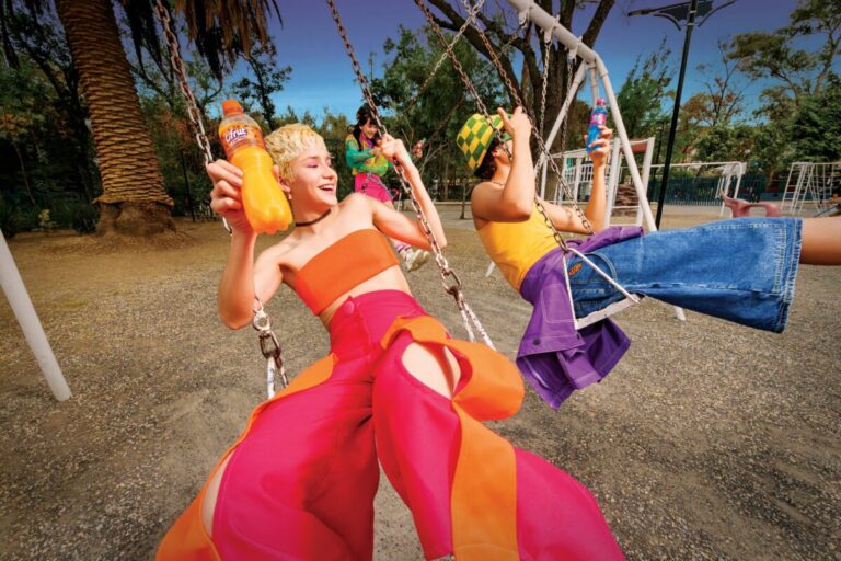 Cifrut celebra el Día Mundial del Otaku junto a la comunidad mexicana