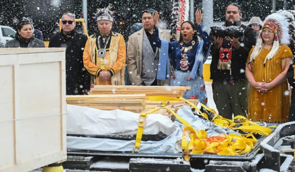 El Vaticano devuelve artefactos indígenas tras más de un siglo: un regreso histórico a Canadá