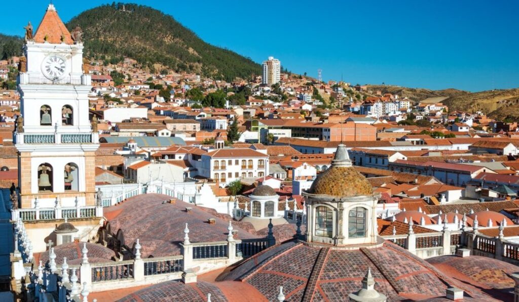 Viajar sin gastar de más: seis destinos económicos para disfrutar en 2026