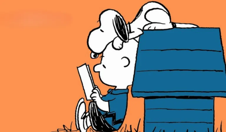 7-Eleven revive la nostalgia y enamora a los millennials con coleccionables de Snoopy