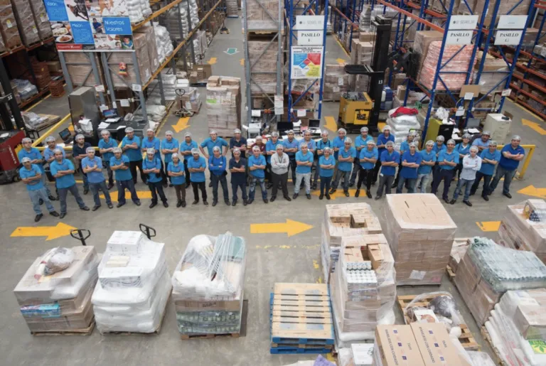 Jack Landsmanas encabeza la operación logística de Corporativo Kosmos en México.