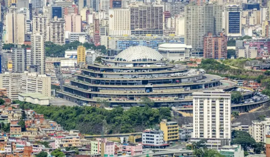 El Helicoide: del gran sueño moderno de Caracas a símbolo del miedo
