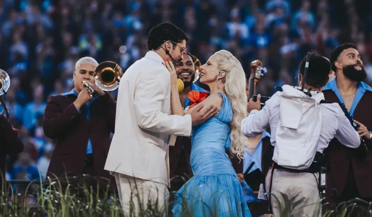 Bad Bunny borra todo de Instagram tras el Super Bowl y enciende las teorías