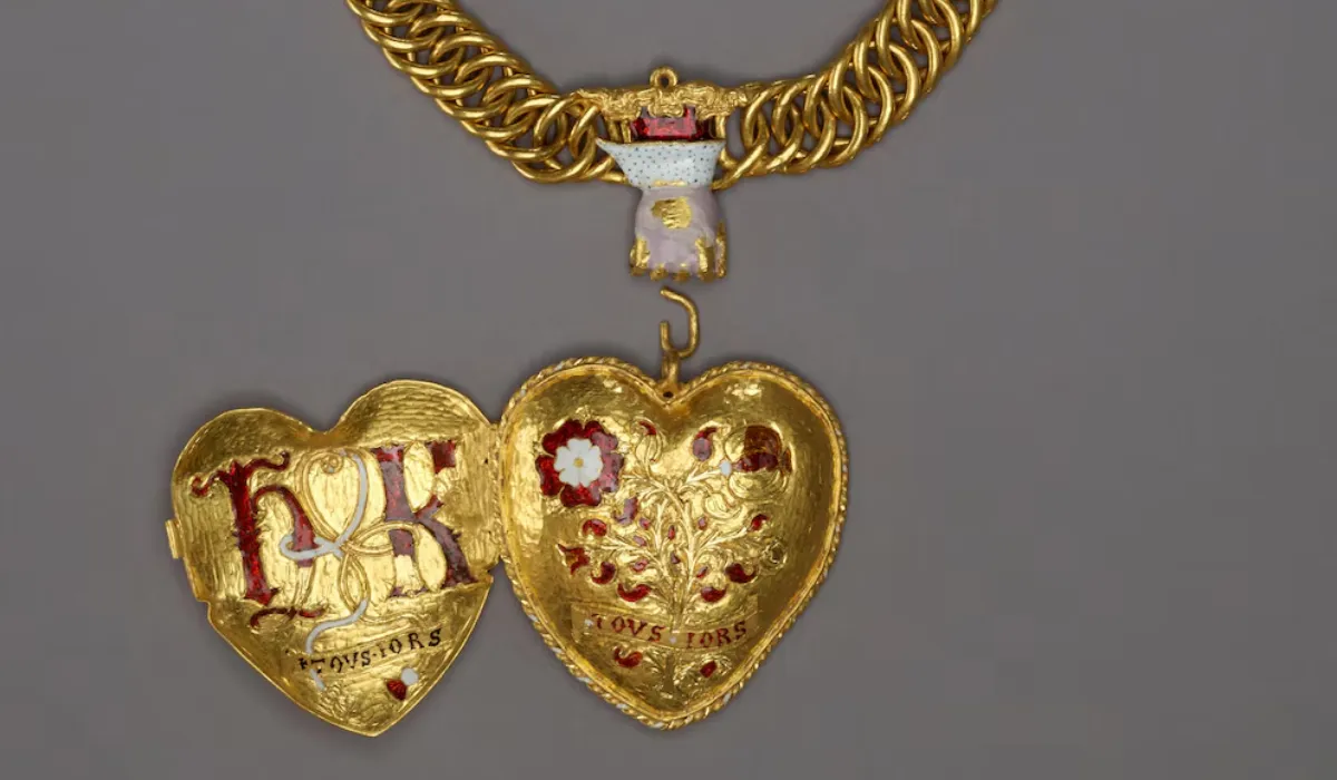 El Corazón Tudor se queda en casa: el Museo Británico logra reunir £3,5 millones para conservar la joya de Enrique VIII