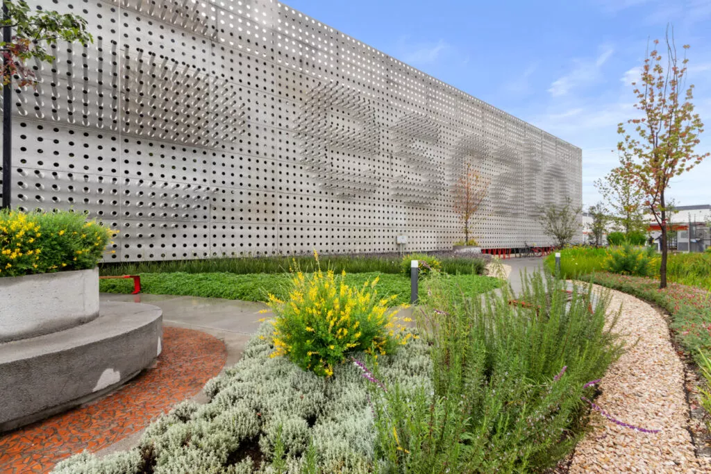 Grupo Escato fortalece la manufactura de mobiliario corporativo en México