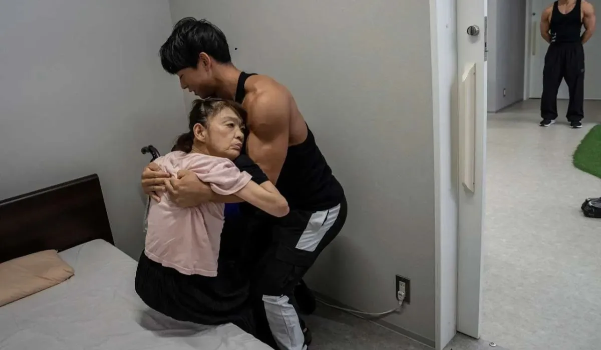 Japón apuesta por luchadores de MMA y culturistas para enfrentar su crisis de adultos mayores